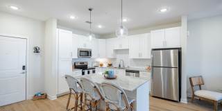 Madison Shores Gallery 3