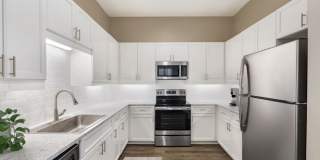 Villaggio Gallery 16