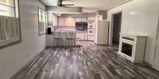 1547 SINGLETON AVENUE Gallery 7