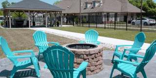 River Oaks Apartments Gallery 23