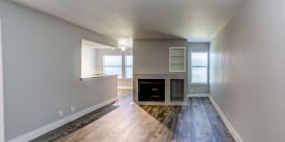 Waterside Gallery 14