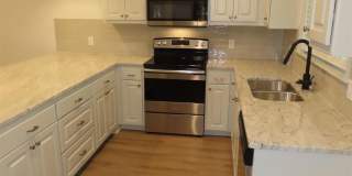 1692 Alamo Crossing Gallery 8
