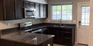 **WONDERFUL & SPACIOUS 3 BEDROOM/2.5 BATHROOM TOWNHOUSE IN CHANDLER (RAY & MCQUEEN)** Gallery 1