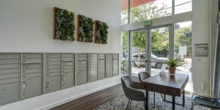 4801 Shattuck Gallery 18
