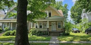 2 bed 1 bath two story duplex Gallery 1