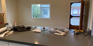 Epic REA-Great 1 BR/1 BA Unit in a S/S Duplex Gallery 14