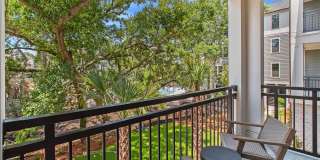 The Henslow Daniel Island Apartments & Townhomes Gallery 4