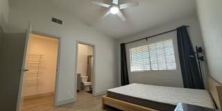 1222 W Baseline Road unit: 208 Gallery 15