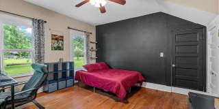 4320 Greenwood Boulevard Gallery 32