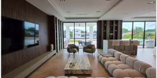 Stunning 6BR House in Miami Gallery 12