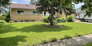 1087 Leahy Circle E Gallery 1