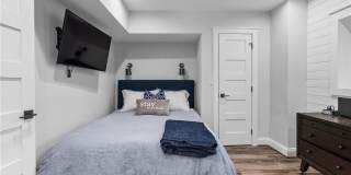 663 Yorkshire Road NE Gallery 76