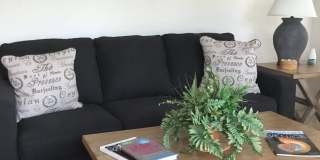 2BR/2BA Venice Island Duplex Gallery 5
