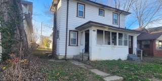 WESTSIDE 2 Bedroom Duplex Located near Harding and 21st Street Gallery 1