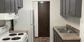 DJ Smith Realty Emerson Ave S Gallery 1