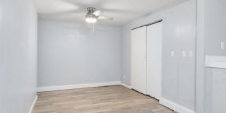 561 Singer Drive - B Gallery 21