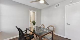 The Lantern Gallery 14