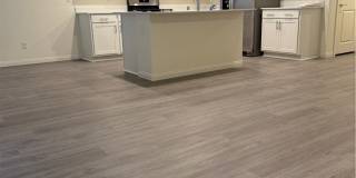 10419 Luna Mezzo Street Gallery 2