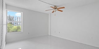 4801 NW 7th Street Gallery 10