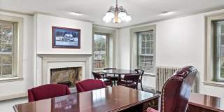 152 N MAIN Street Gallery 32