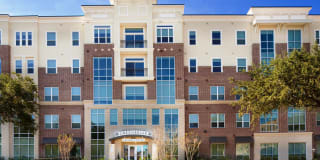 District at Greenbriar Apartments Gallery 1