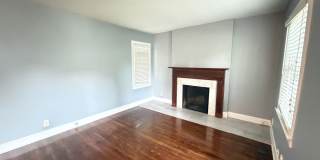 3 Bedroom Home With A  Basement And Large Back Yard Gallery 3