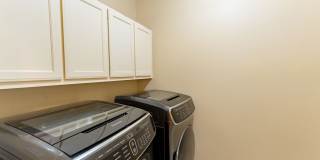 Spacious and stunning 4 bed 3.5 bath in Austin!!! Gallery 12