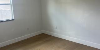 1305 S St Mary's St Gallery 7
