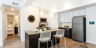 The Devon at University Place Gallery 18