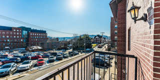 303 1st Street - D Gallery 10