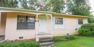 811 South Lipona Road 811 South Lipona Road Gallery 1