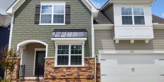 Beautiful, move in ready corner lot home located in the popular MillBridge Subdivision in Waxhaw! Gallery 1
