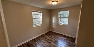 7527 TAMPA Avenue Gallery 8