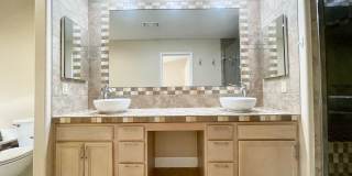 AVAILABLE NOW!!! GORGEOUS 3 Bedroom/2.5 Bathroom POOL Home Oasis Awaits in Regency Estates!! Gallery 16