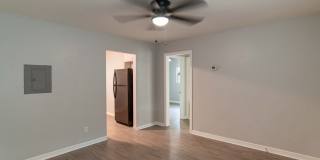 2 Bedroom / 1 Full Bath - Gallery 7