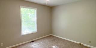 Move-In Special Available! Large Deck and Fenced Backyard! Gallery 22