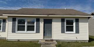 Nice 2 bedroom, 1 bath duplex Gallery 1