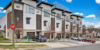 Luxury with contemporary style! This 3 bedroom 3.5 bath Condo in the East End Optimist Park Community of Charlotte is a gem! Gallery 25