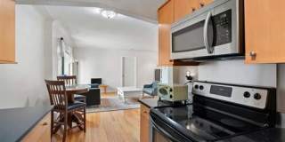 636 North Washington Street, #205 Gallery 11