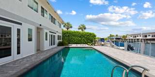 1019 Russell Drive Gallery 21