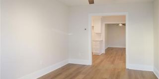 8607 GREEN Street Gallery 3