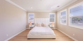 Stunning 5BR/5BA Luxury Rental in Irvine’s Great Park Gallery 7