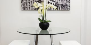 Living at NoHo Gallery 30