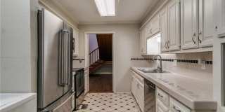 6233 Diane Drive Gallery 31