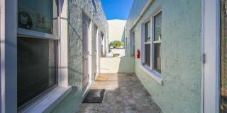 205 N Federal Highway Gallery 9