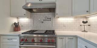 Gorgeous Modern Home Ready to Rent! Gallery 11