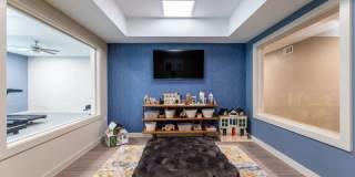 Commons at Manor 55+- Senior and Affordable Housing Gallery 8