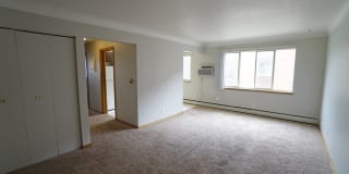 Como Lakes Apartments Gallery 11