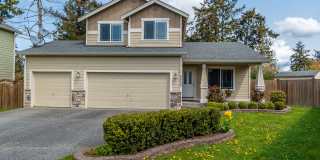 3 Bedroom 2.5 Bath with 3 Car Garage Gallery 1