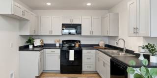 Brand new duplexes in Republic! Gallery 5